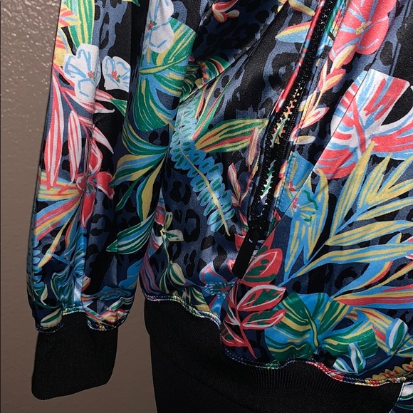 NWT Calvin Klein Performance Jacket - Picture 4 of 11